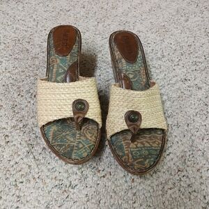 Born y2k Woven Cream and Brown Wedges